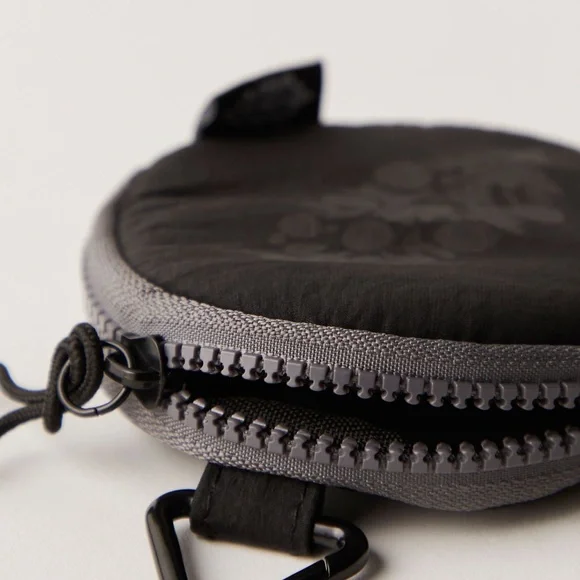 Free People Essentials Only Pouch - Picture 4 of 9